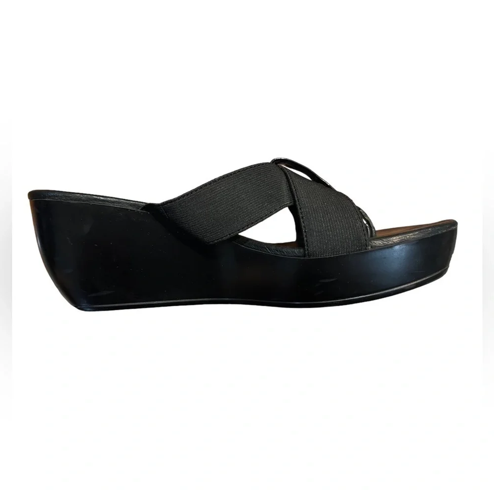 Donald J Pliner Clove Black Criss Cross Stretch Straps Toe Post Sandals 7.5